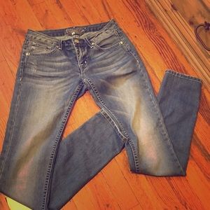 Miss Me Skinny jeans